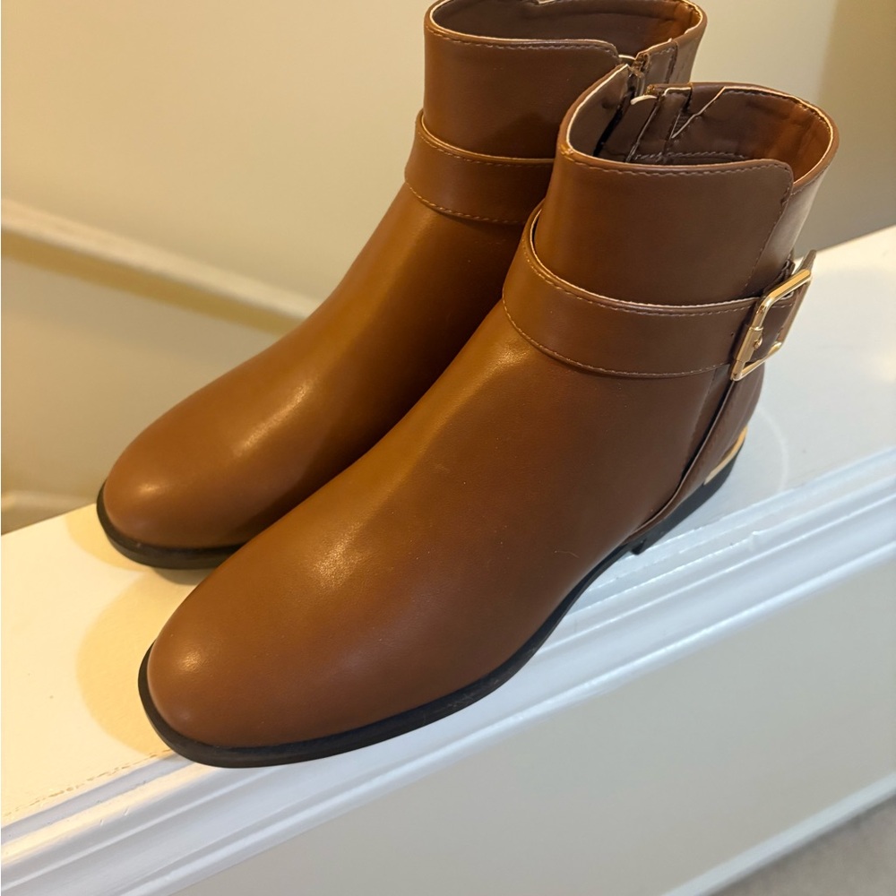 Nine West Chestnut Ankle Booties